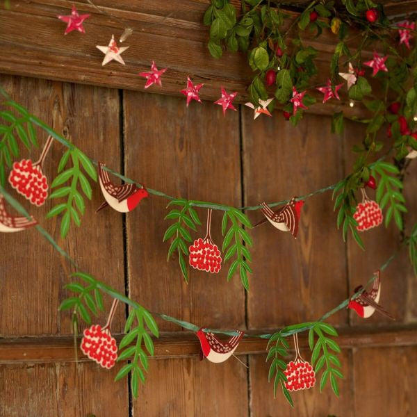Robin  And Rowan Garland Paper Banner