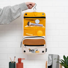 Snoopy All Smiles Hanging Travel Toiletry Bag