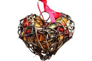 Dried Fruit Wicker Case - Heart