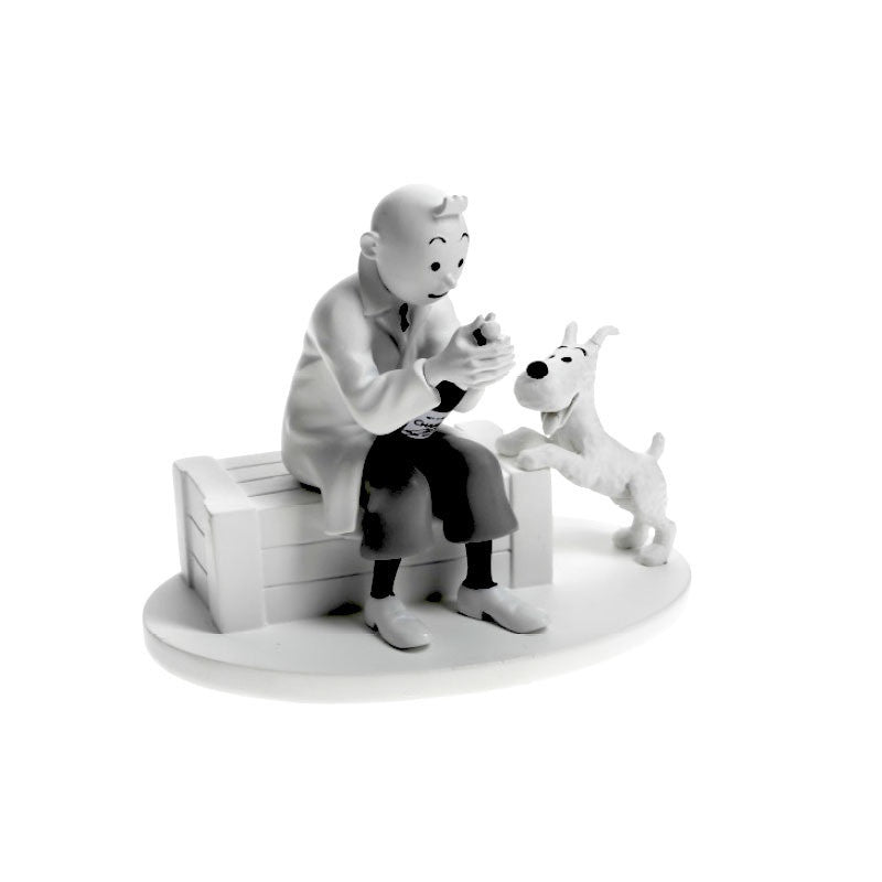 Monochrome Polyresin Tintin and Snowy with Champagne