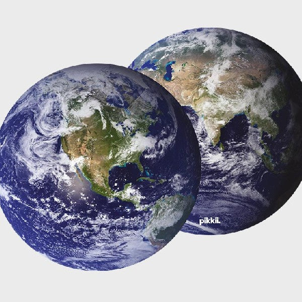Pikkii Planet Earth Screen Cleaning Cloth