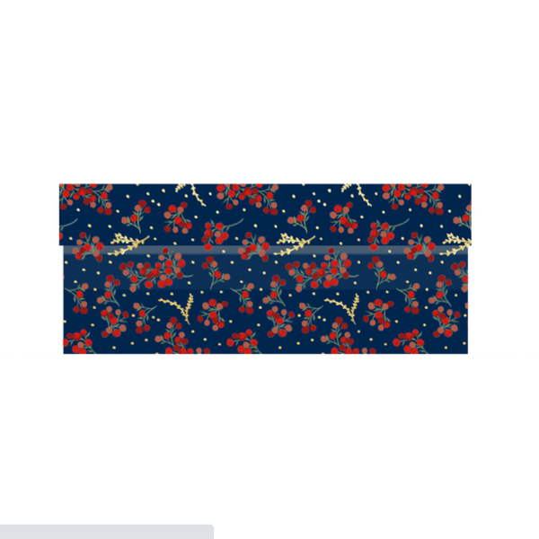 Winter Garnet Medium Gift Box